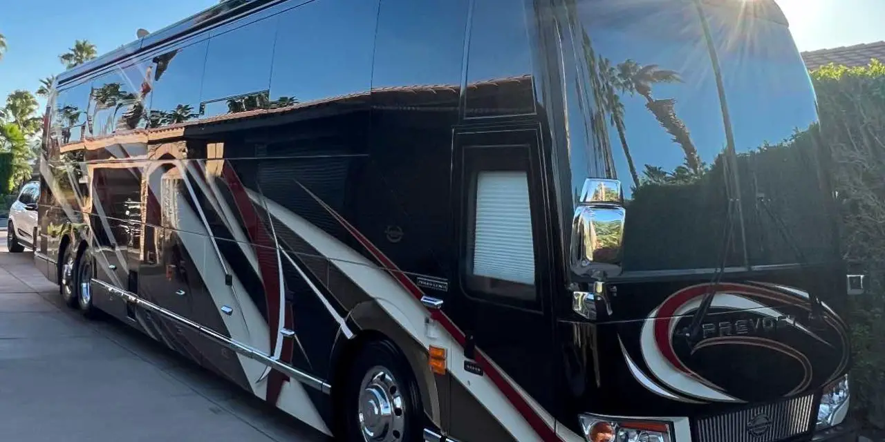 Rig4Sid: A Luxurious Home on Wheels (Member Spotlight)